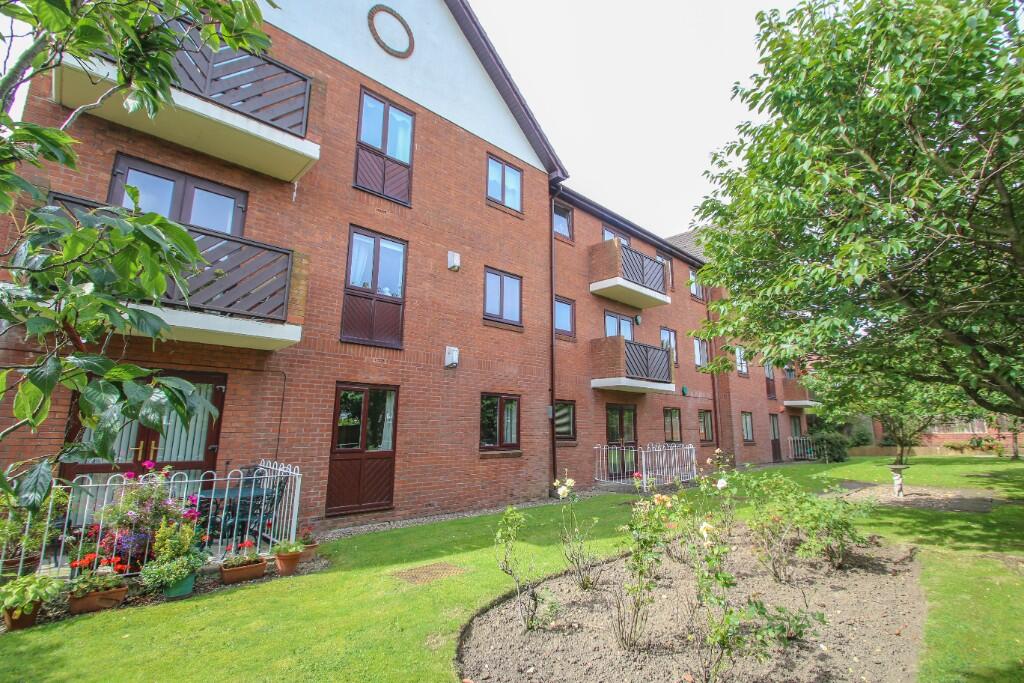 1-bed flat on Lynden Gate, Cromer Avenue,Low Fell,  Gateshead, Tyne And Wear, NE9, £110,000