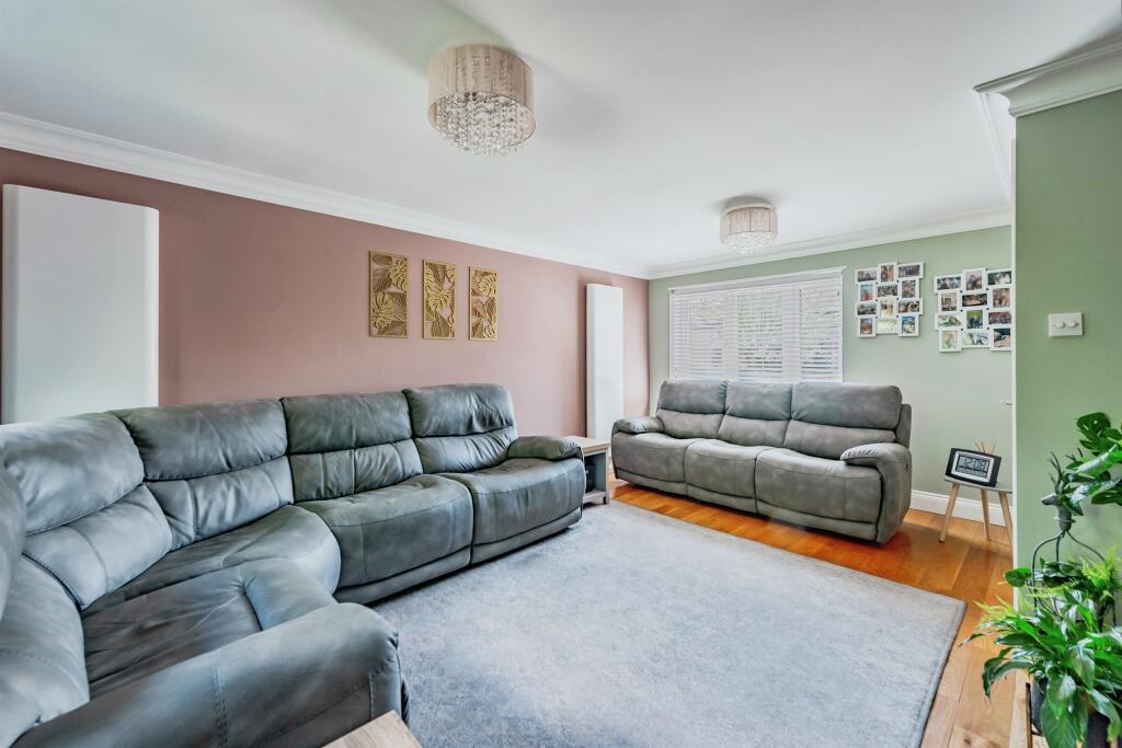 House in Mid Sussex, Worth - View 3
