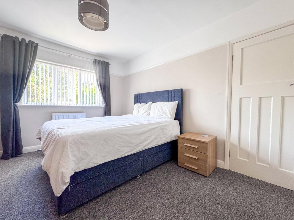 Apartment in Bristol - View 3