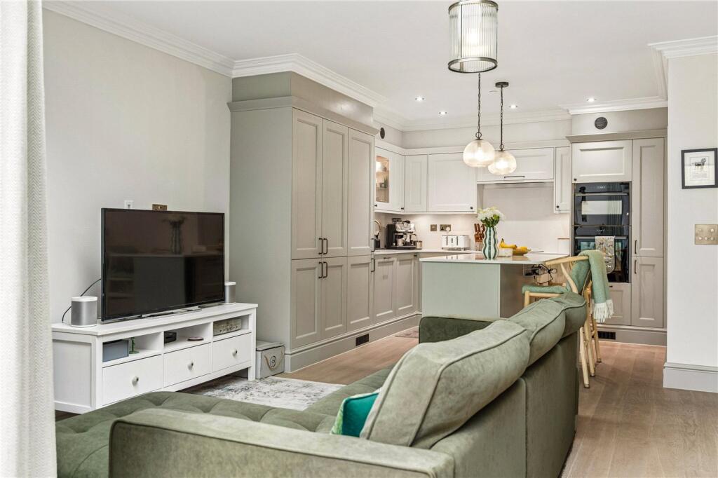 Apartment in London - View 4