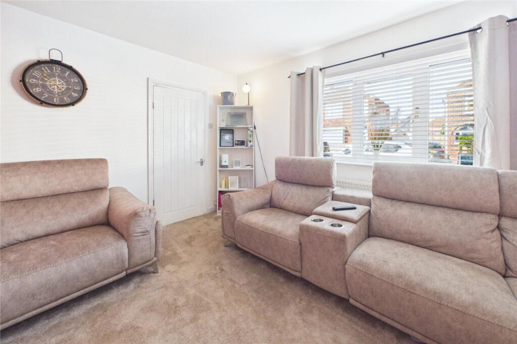 House in Stockton-on-Tees - View 4