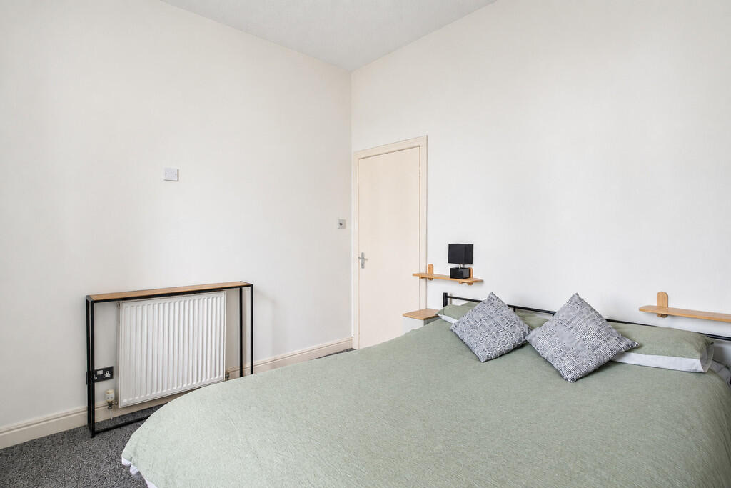 Apartment in Dundee - More