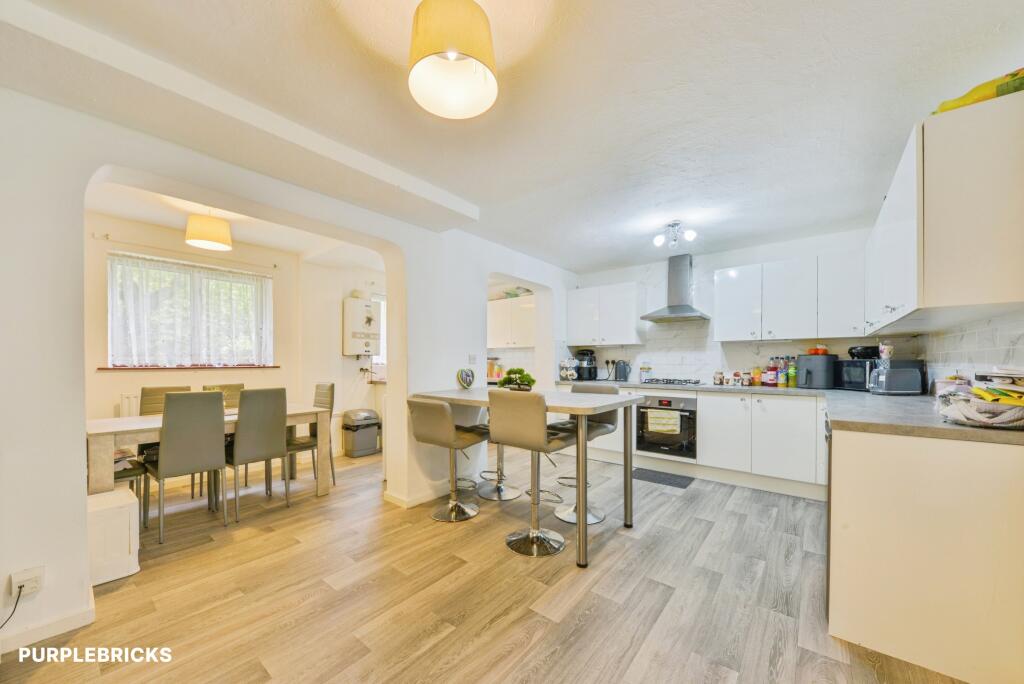 House in Stevenage, Broadwater - View 3