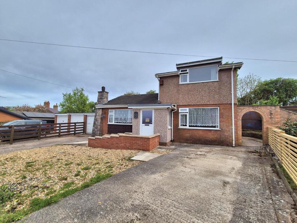 Main image of property: Parc Y Llan, Henllan, Denbigh