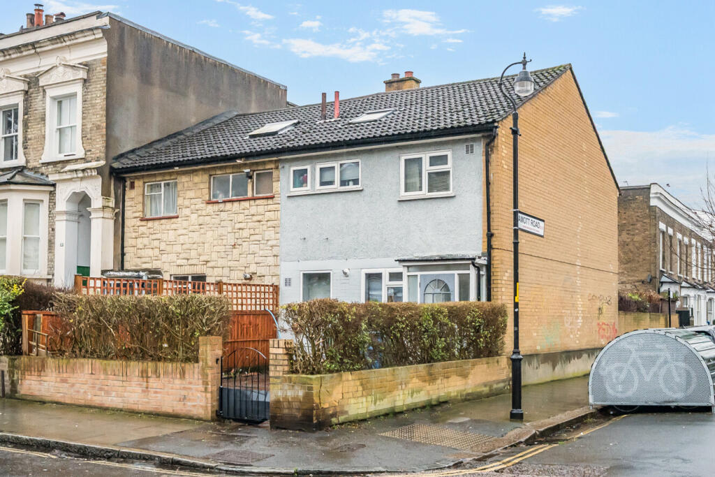 Main image of property: Fenwick Road, London, SE15