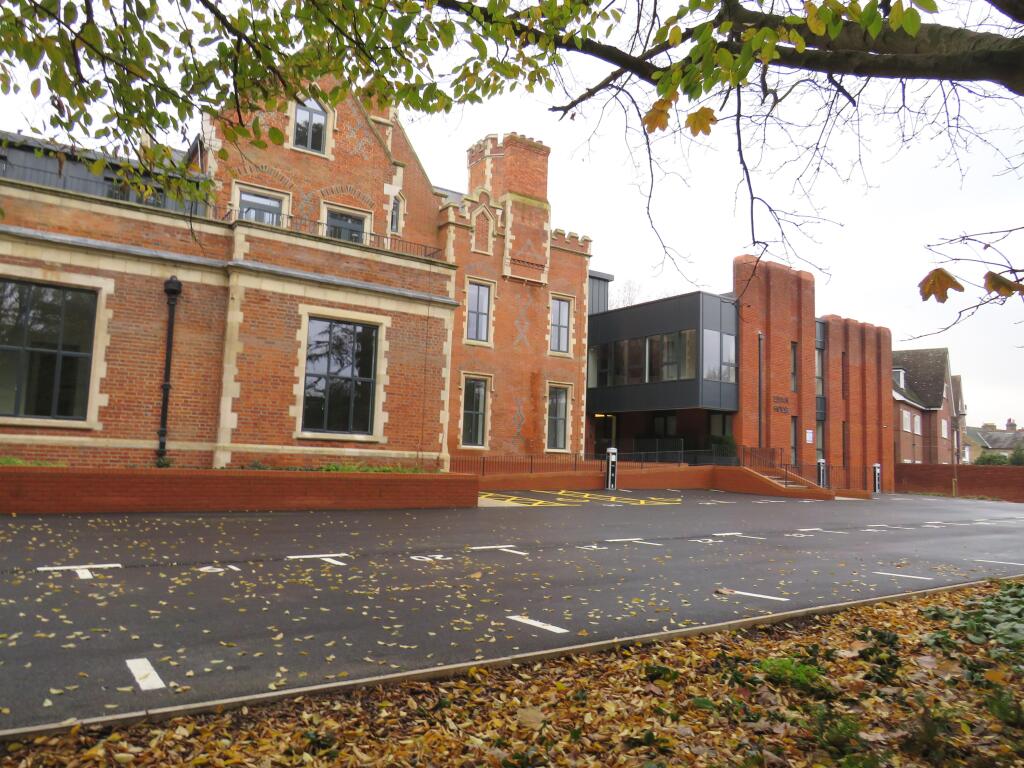 Main image of property: Elvian House, Slough, Berkshire, SL1 1GN