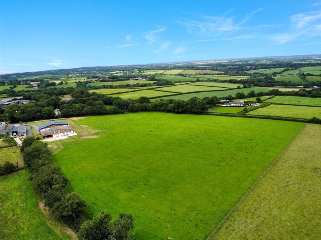 House in Exeter - View 2