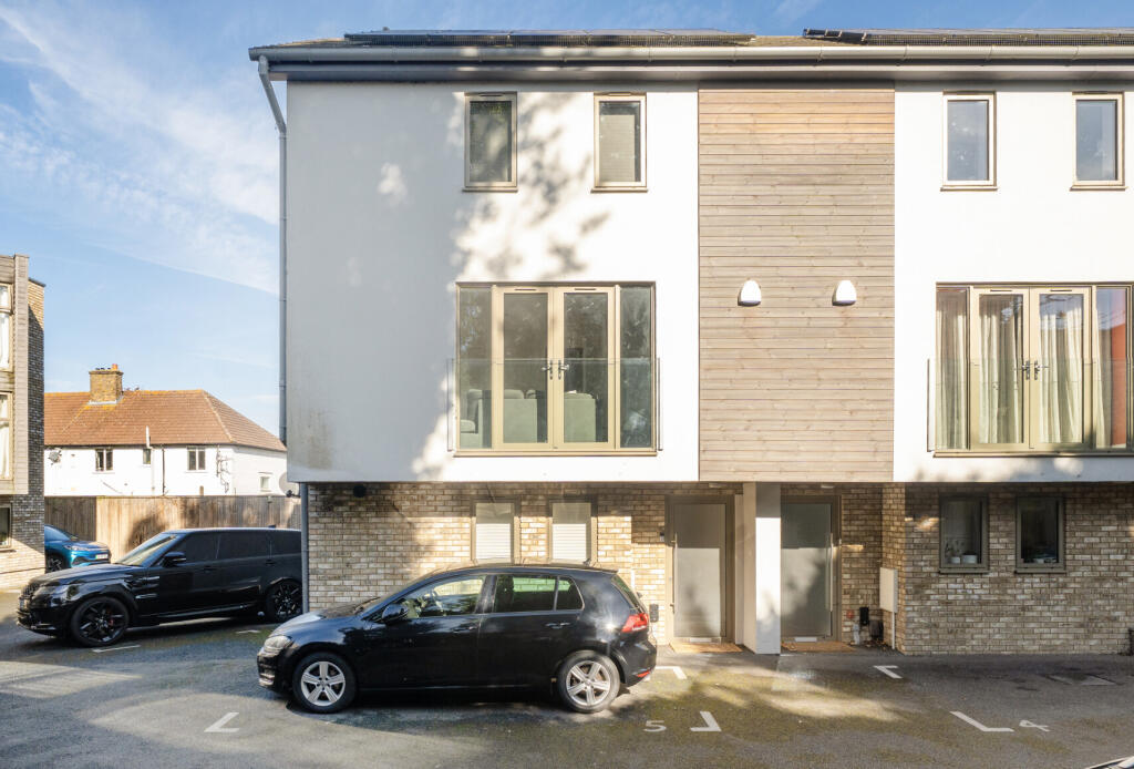 Main image of property: York Lane, Mitcham, CR4