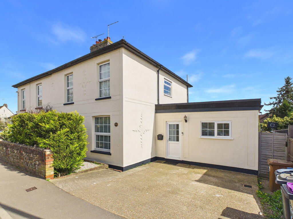 Main image of property: Cambridge Road, Sawbridgeworth, CM21 9BU