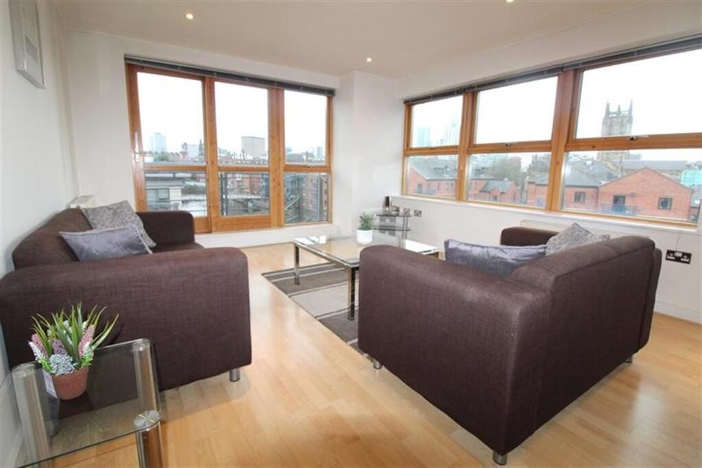 Apartment in Leeds, West Yorkshire - View 3