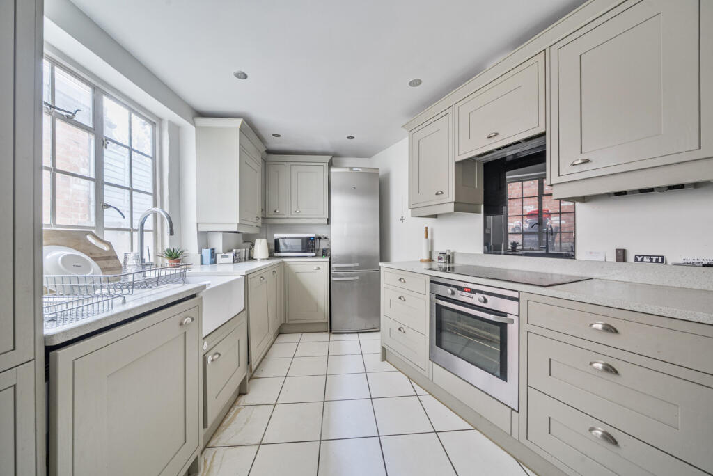 Main image of property: High Street, Wargrave, Reading, Berkshire, RG10