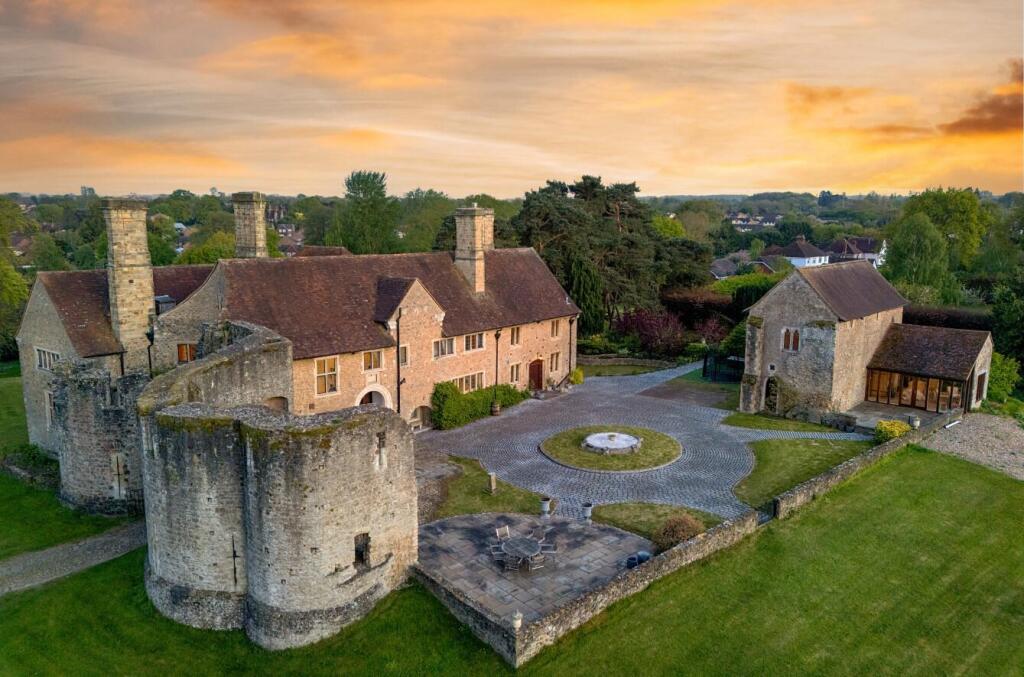 Main image of property: Historic Leybourne Castle - West Malling