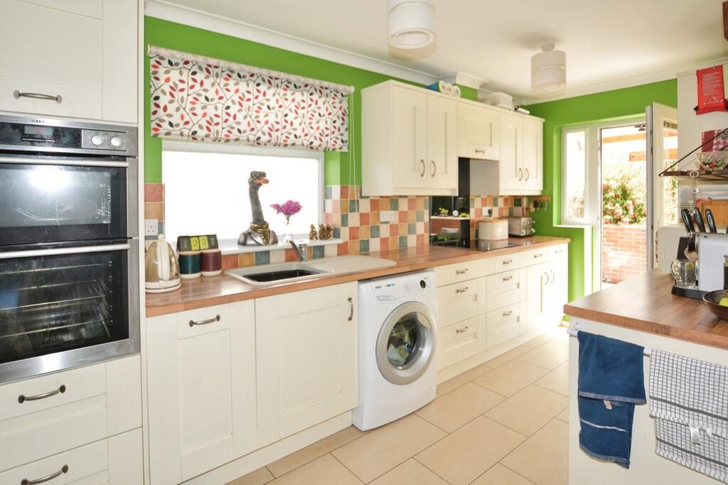 House in Newark and Sherwood, Southwell - View 2