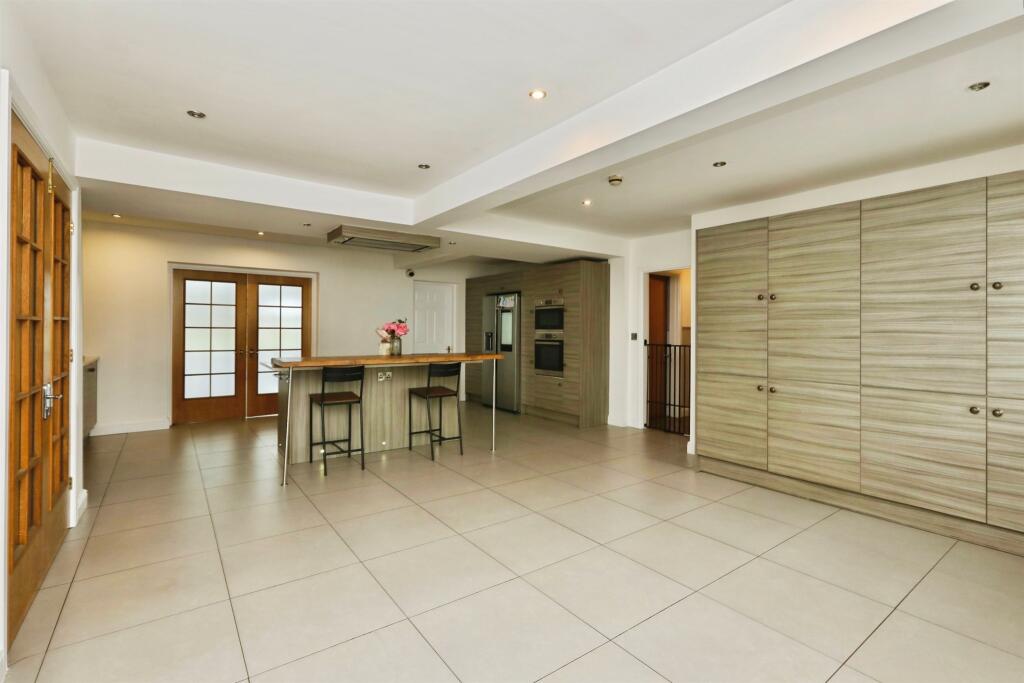 House in Doncaster - More