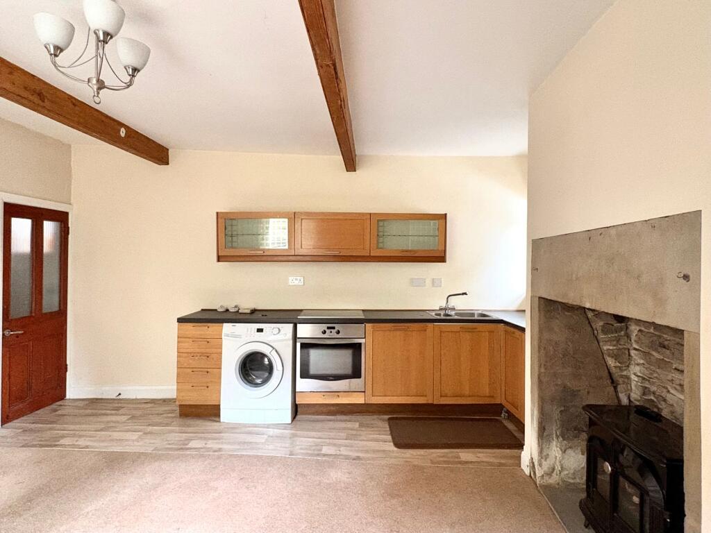 East Street, Lindley, Huddersfield, HD3 photo 4