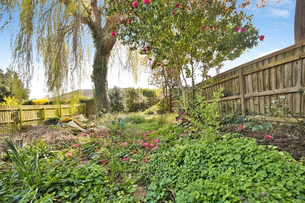 Additional image 16 of Yew Tree Close, Yeovil