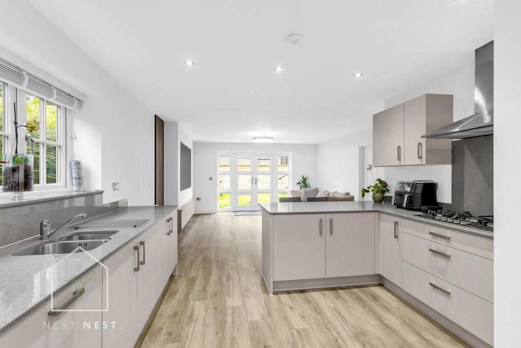 House in Rochdale, Shawfield - View 5