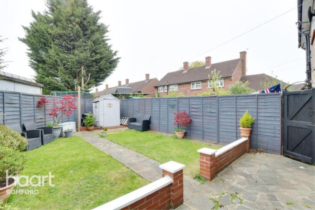 House in Romford - View 3