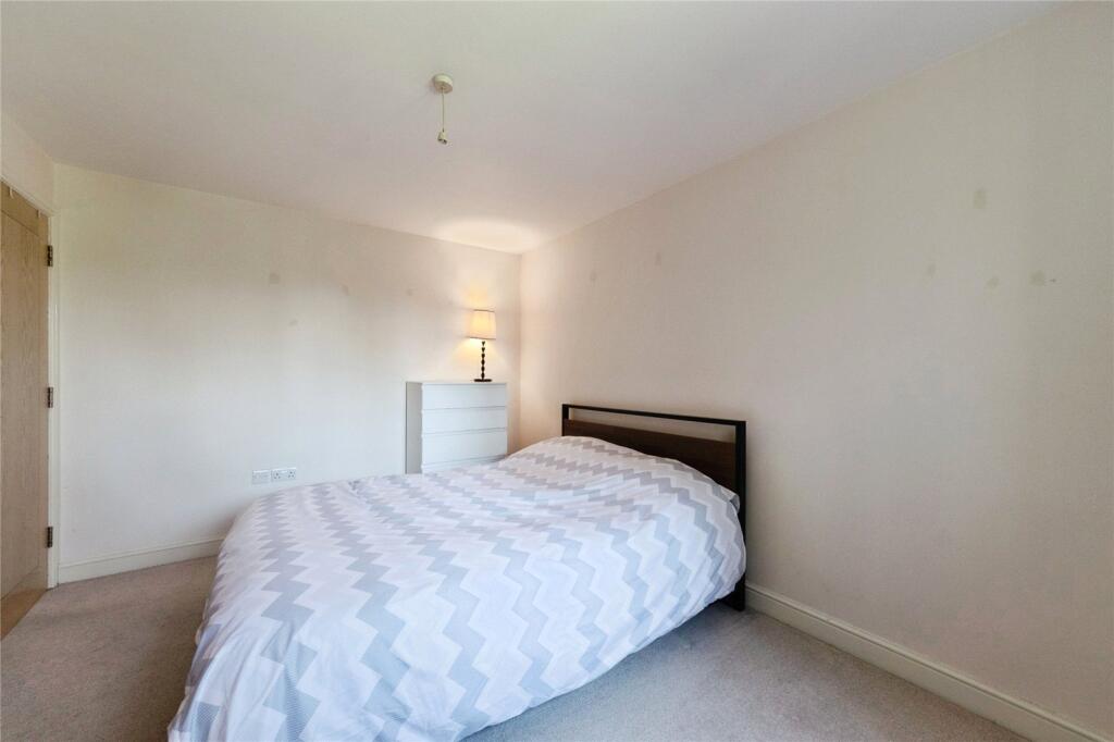 Evesham Road, REDDITCH, Worcestershire, B97 – další