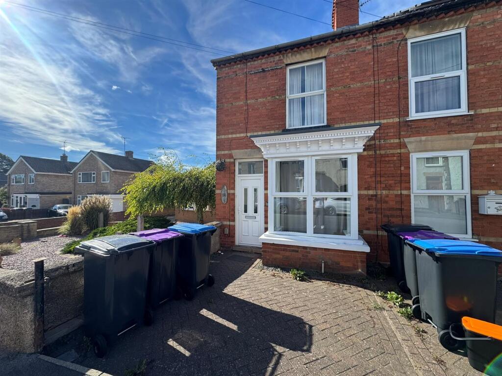 Main image of property: Hawthorn Bank, Spalding