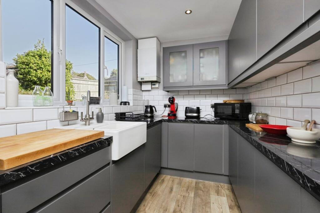 Hailsham Road, Heathfield, East Sussex, TN21 photo 2