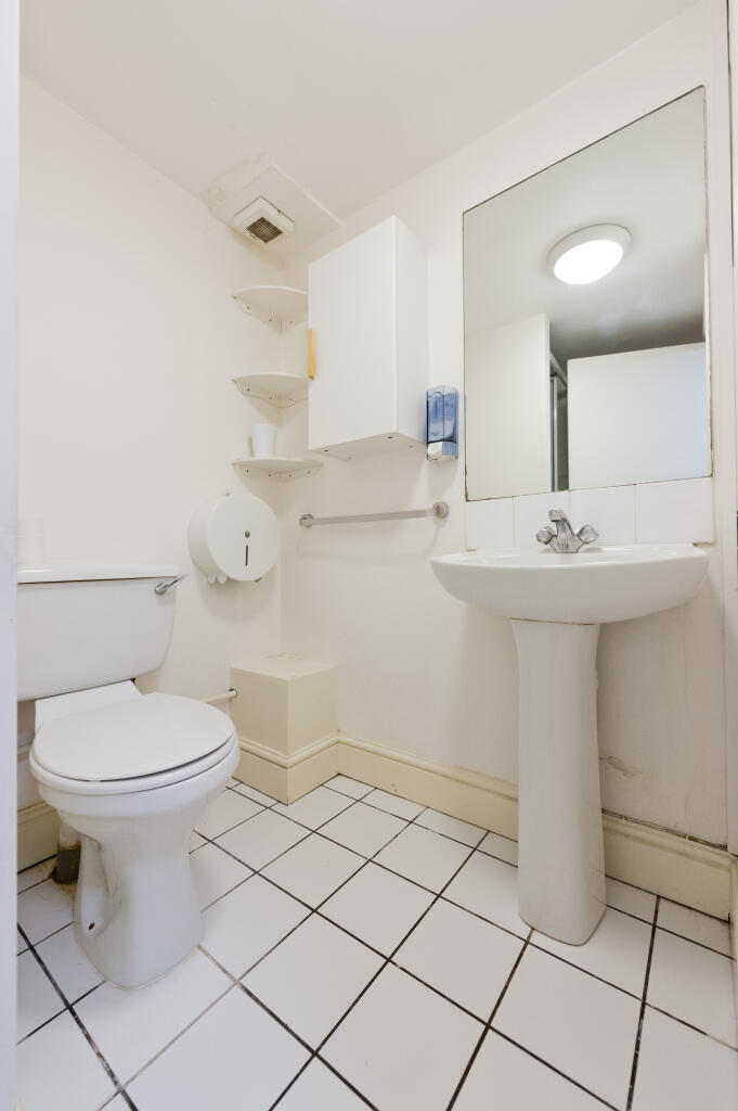 Apartment in London, South Kensington - View 4