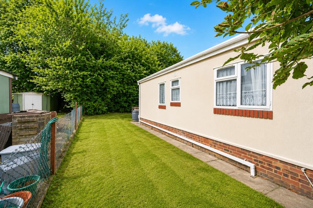 House in St Albans - View 4