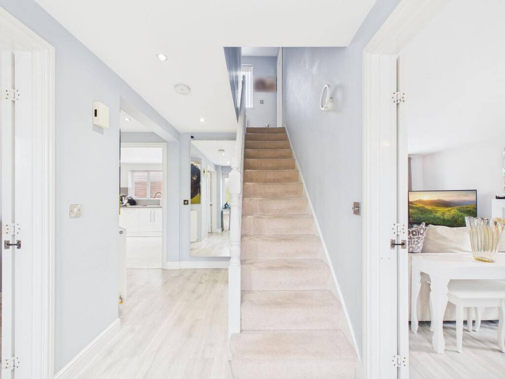 House in Peterborough, Hampton Vale, Hampton Hargate - View 5