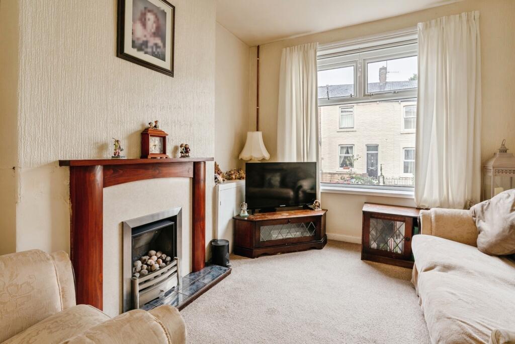 House in Burnley, Lancashire - View 5