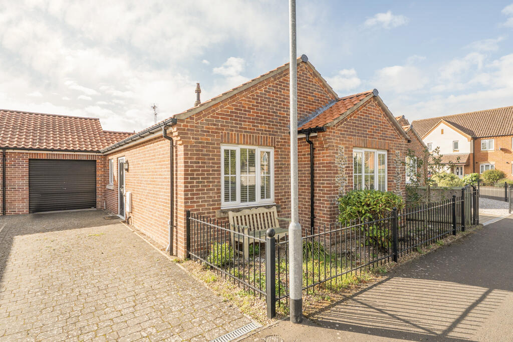 Main image of property: 7 Ainsworth Road, Holt NR25 6FE