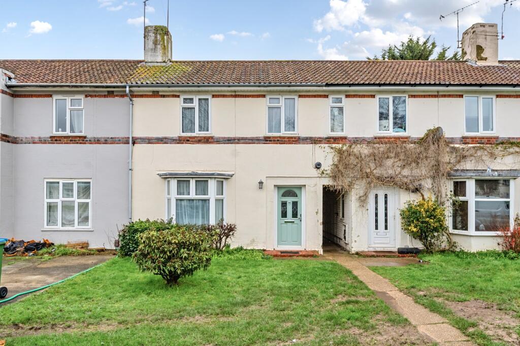Main image of property: Walnut Avenue, Mansbridge, Southampton, Hampshire, SO18