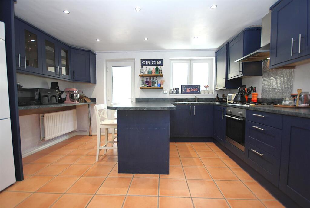 House in Whiteley, Titchfield Park - View 5