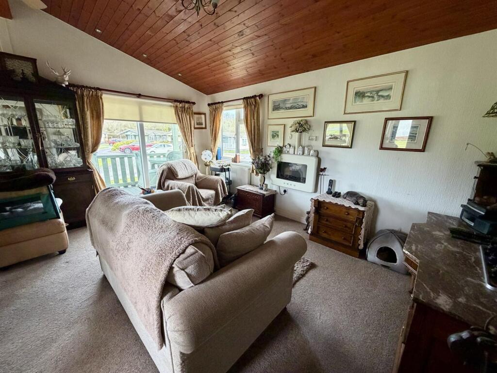 Parc y Wern, Llangoed, Beaumaris photo 4