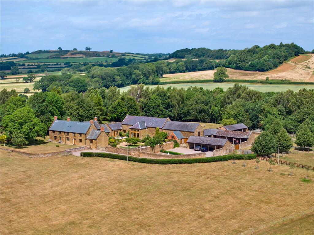 Main image of property: Sibford Road, Shutford, Banbury, Oxfordshire, OX15