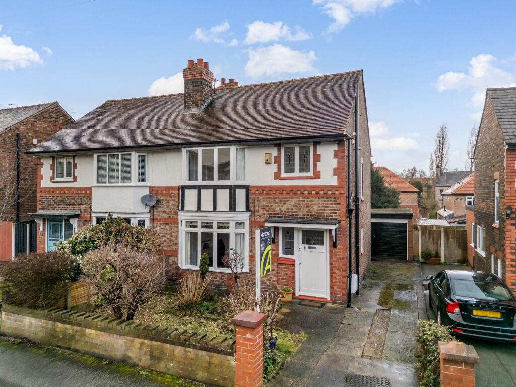 Main image of property: Stanley Avenue, Stockton Heath, WA4