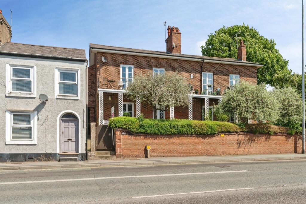 Main image of property: Boughton, Boughton, Chester