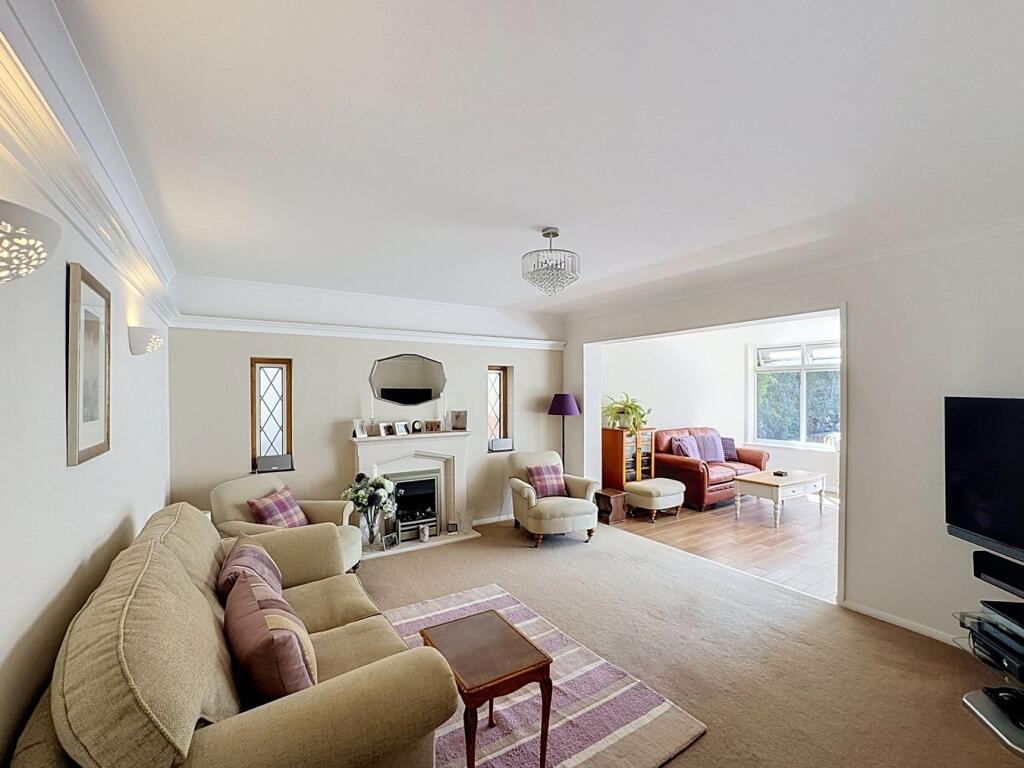 House in Bromley - View 5