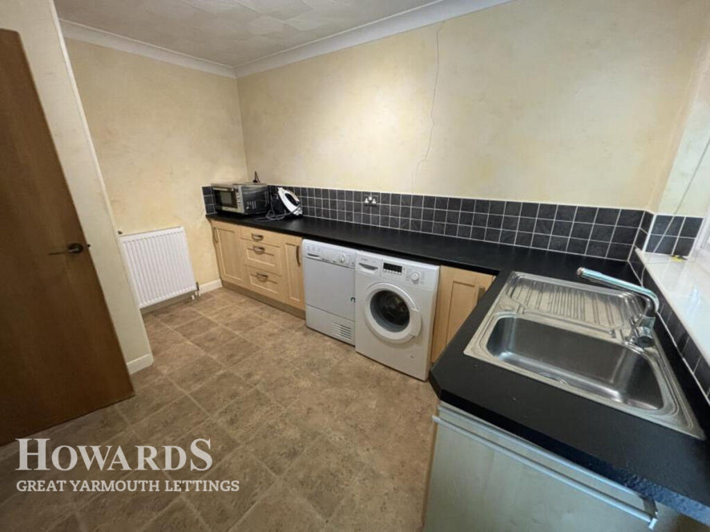 Main image of property: Wedgewood Court, Great yarmouth