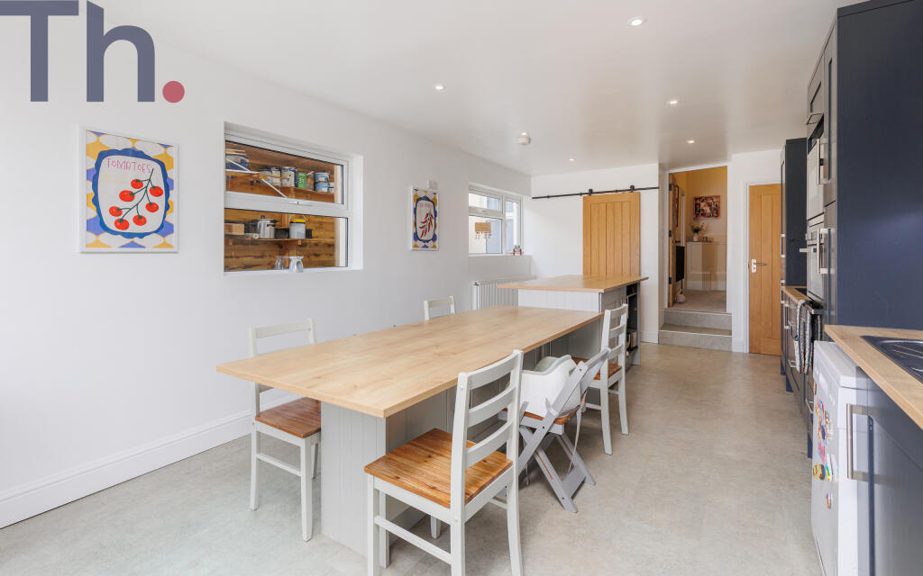 House in Portsmouth - View 3