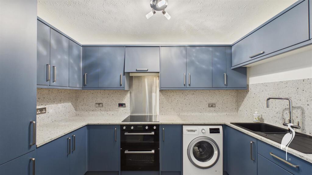 Apartment in Sunderland, North East - View 5