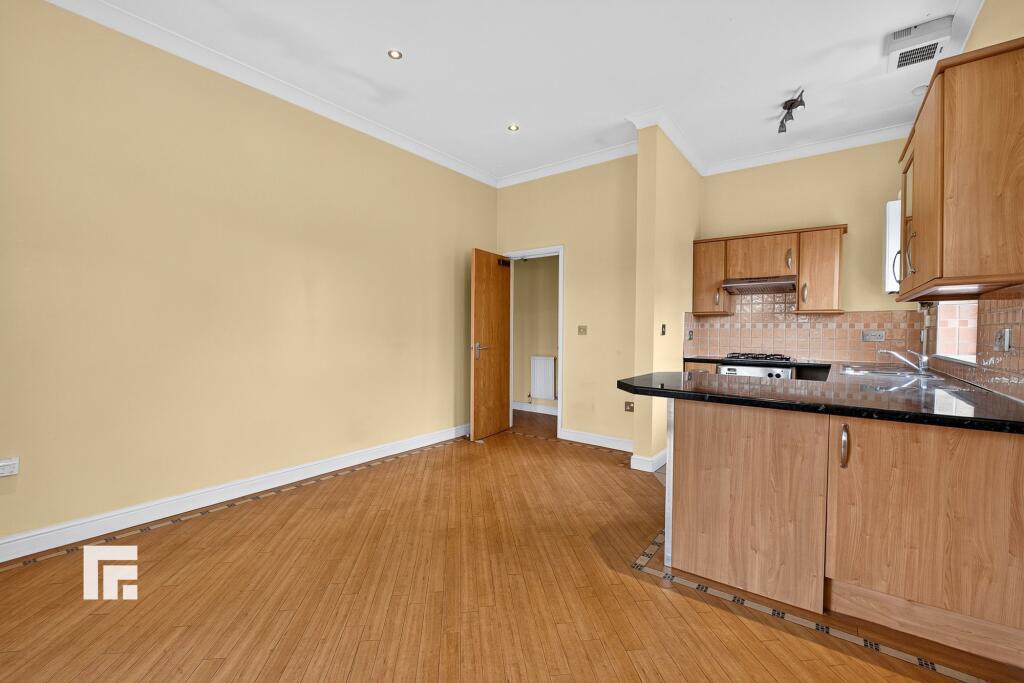 Apartment in Cardiff - More