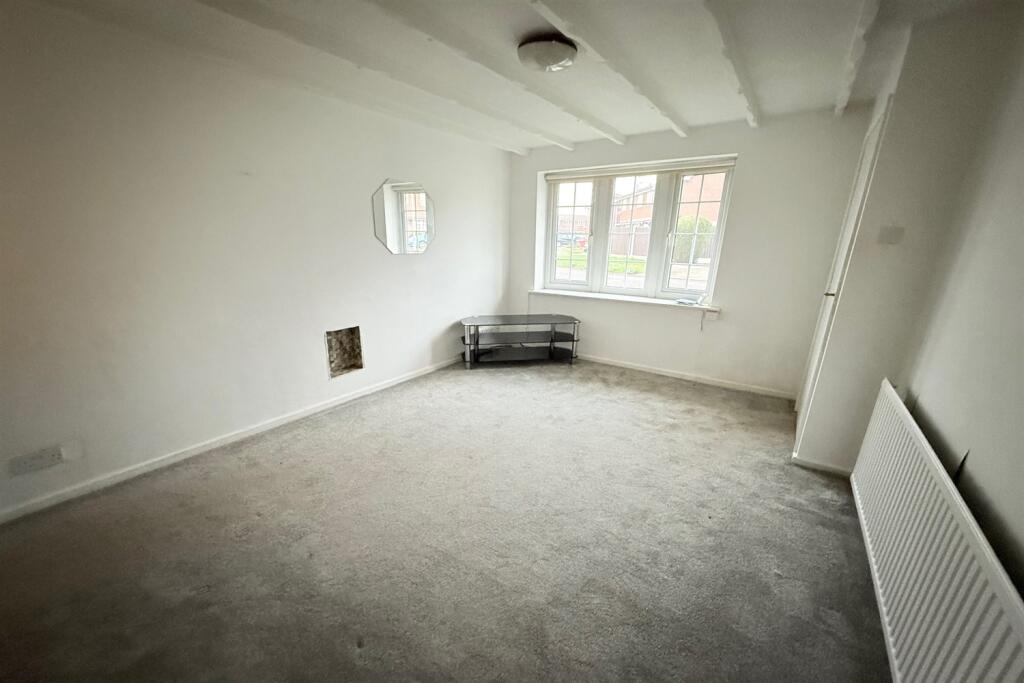 Hazelborough Close, Gorse Covert, WA3 6UL photo 4