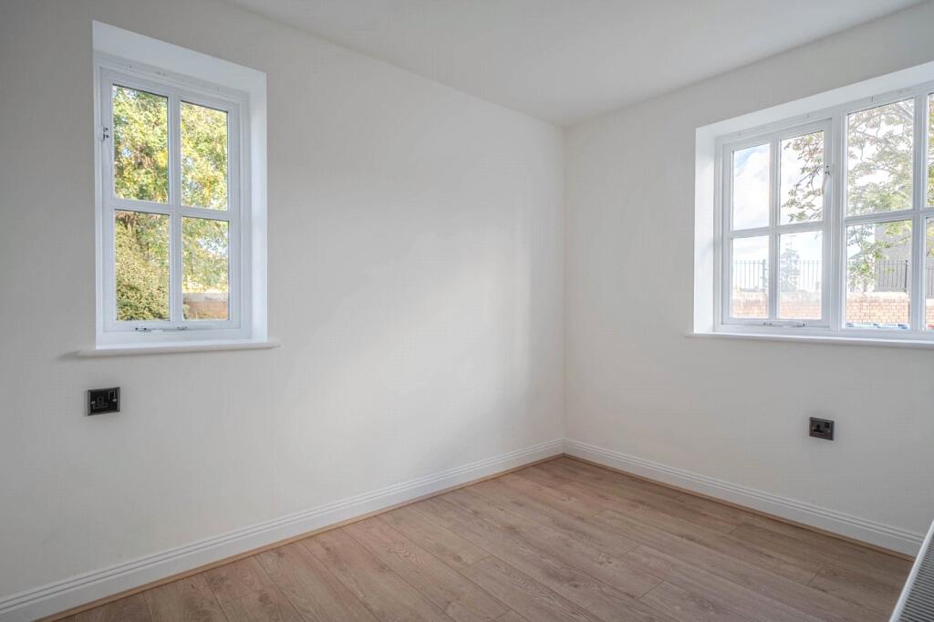 Apartment in Milton Keynes - More