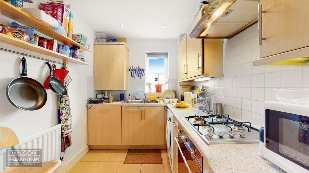 Apartment in Harrow - View 4