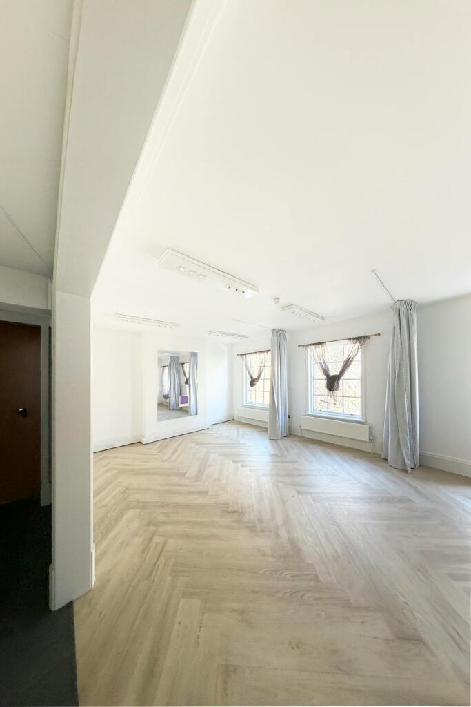Internal_01a.jpg
