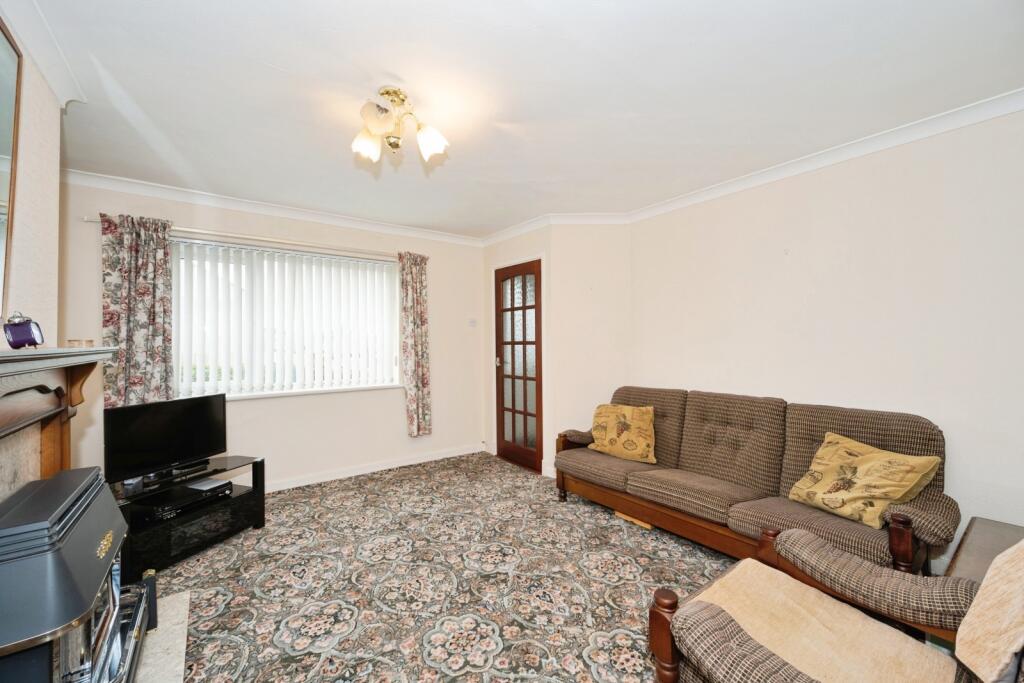 Balmoral Road, Whitehaven, Cumbria, CA28 photo 2