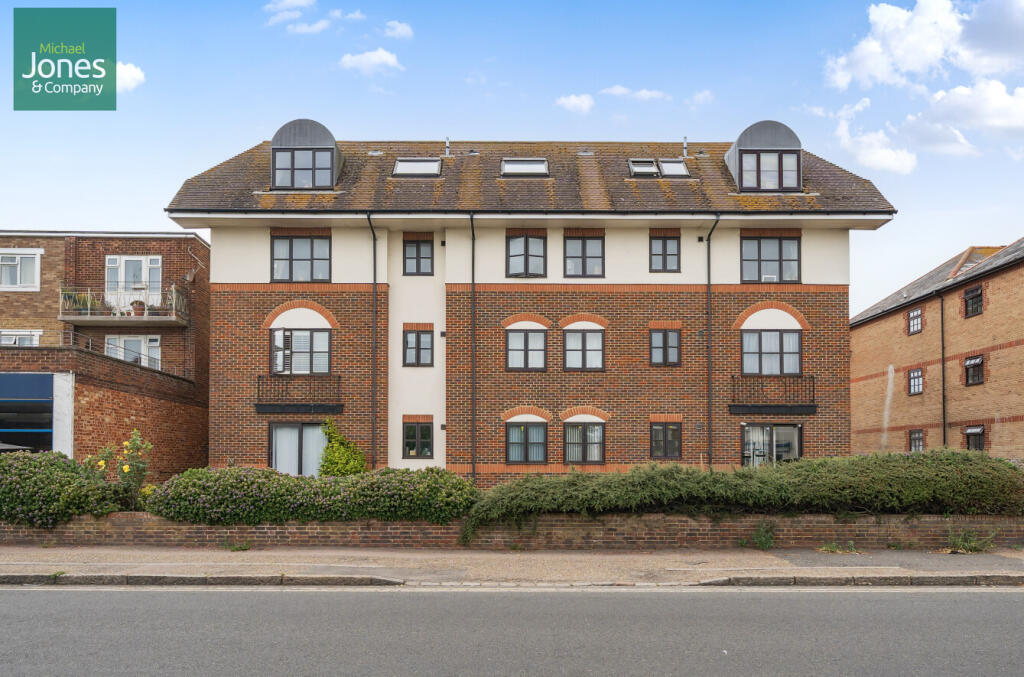 Main image of property: Victoria Court, South Street, Lancing, West Sussex, BN15