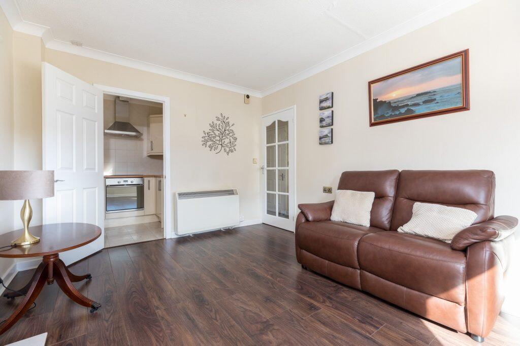 Apartment in Glasgow - More