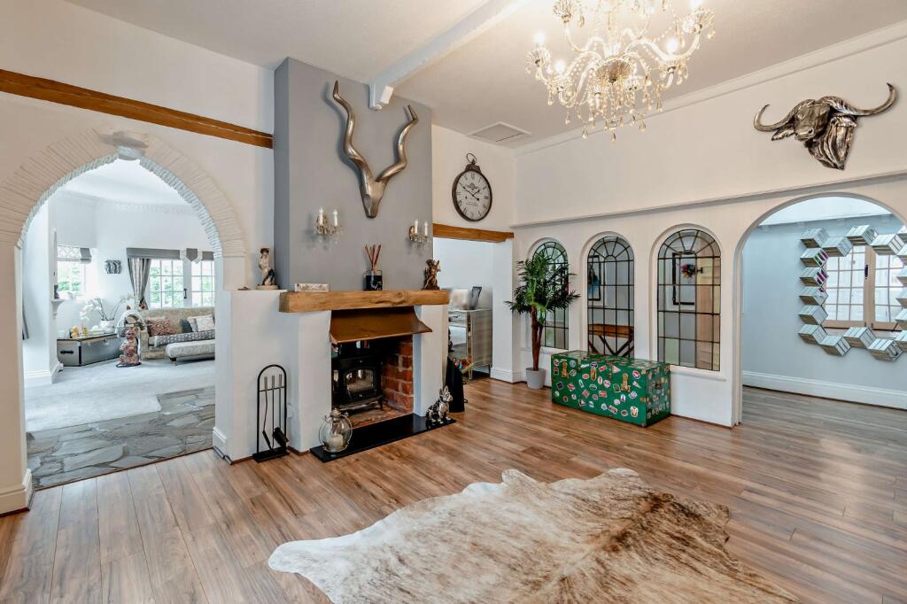 House in Slough - View 5