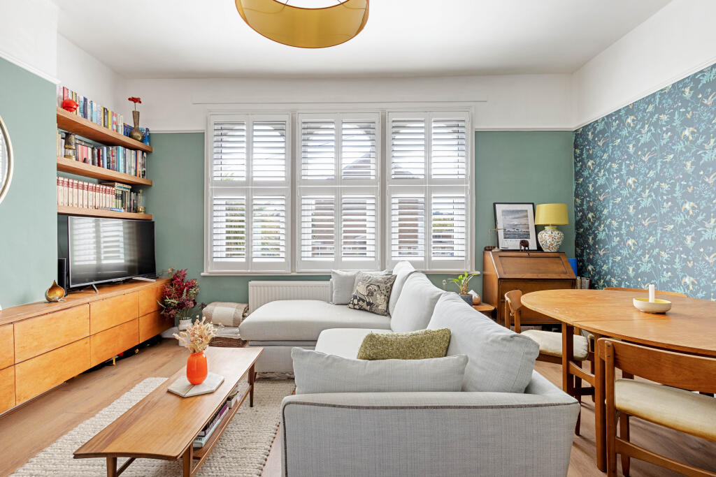 Apartment in London - View 2